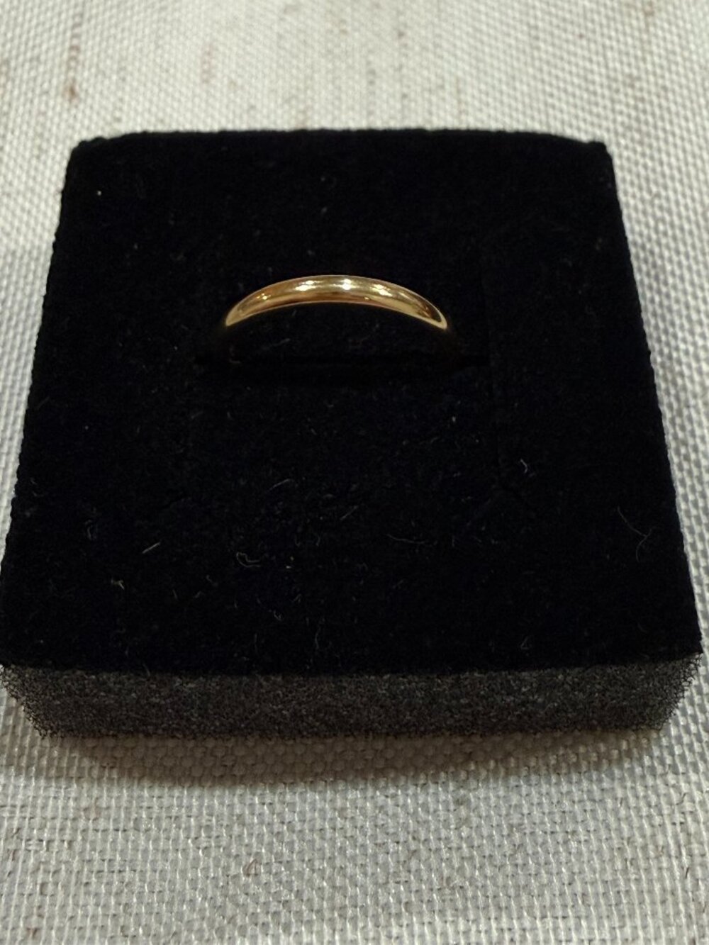 Mejuri 2mm 14k Solid Yellow Gold Curve Band Wedding Ring Sz 4 - Picture 2 of 4